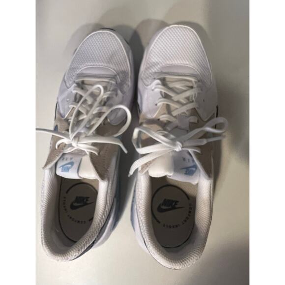 EUC Nike Air Max Excee Sneakers - Picture 12 of 12